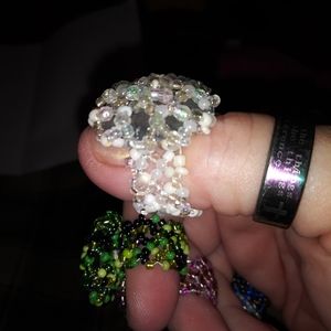 Crystal clear n white beaded ring